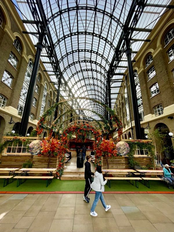 Hay's Galleria